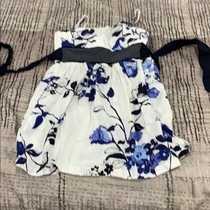 Women’s dress size 3